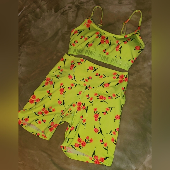 Workout/lounge set - Picture 2 of 3